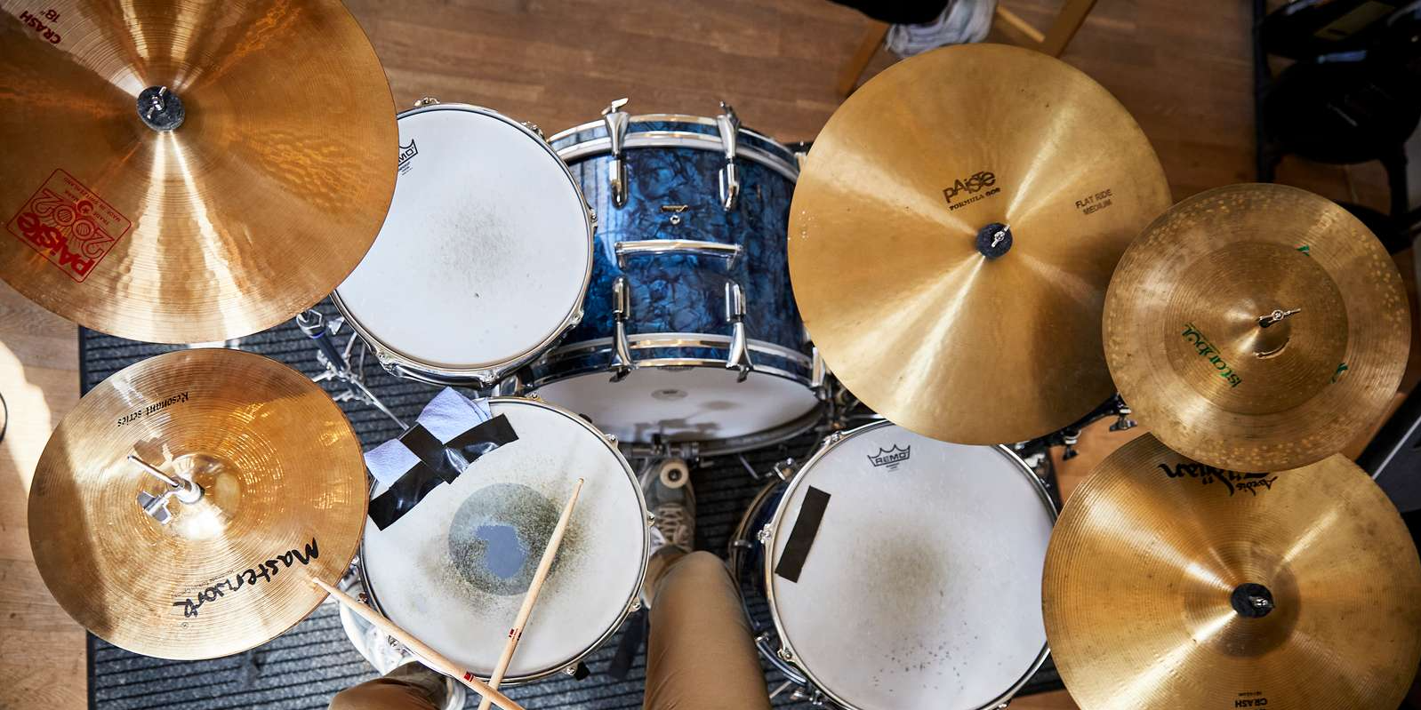 Header, Musik, Trommer