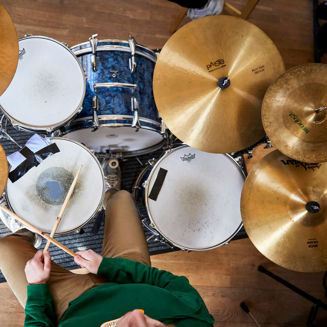 Image Article, Kostgymnasium, Musik, Trommer