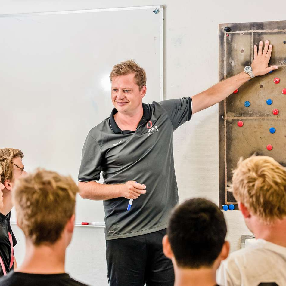 Image Article, Højskole, Fodboldtræner, Undervisning
